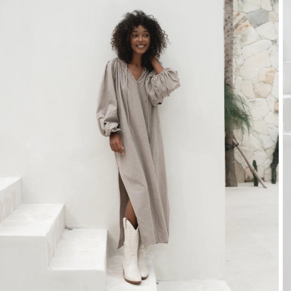 Daughters of India — Poet Maxi Dress M in Taupe. Worn a handful of times!